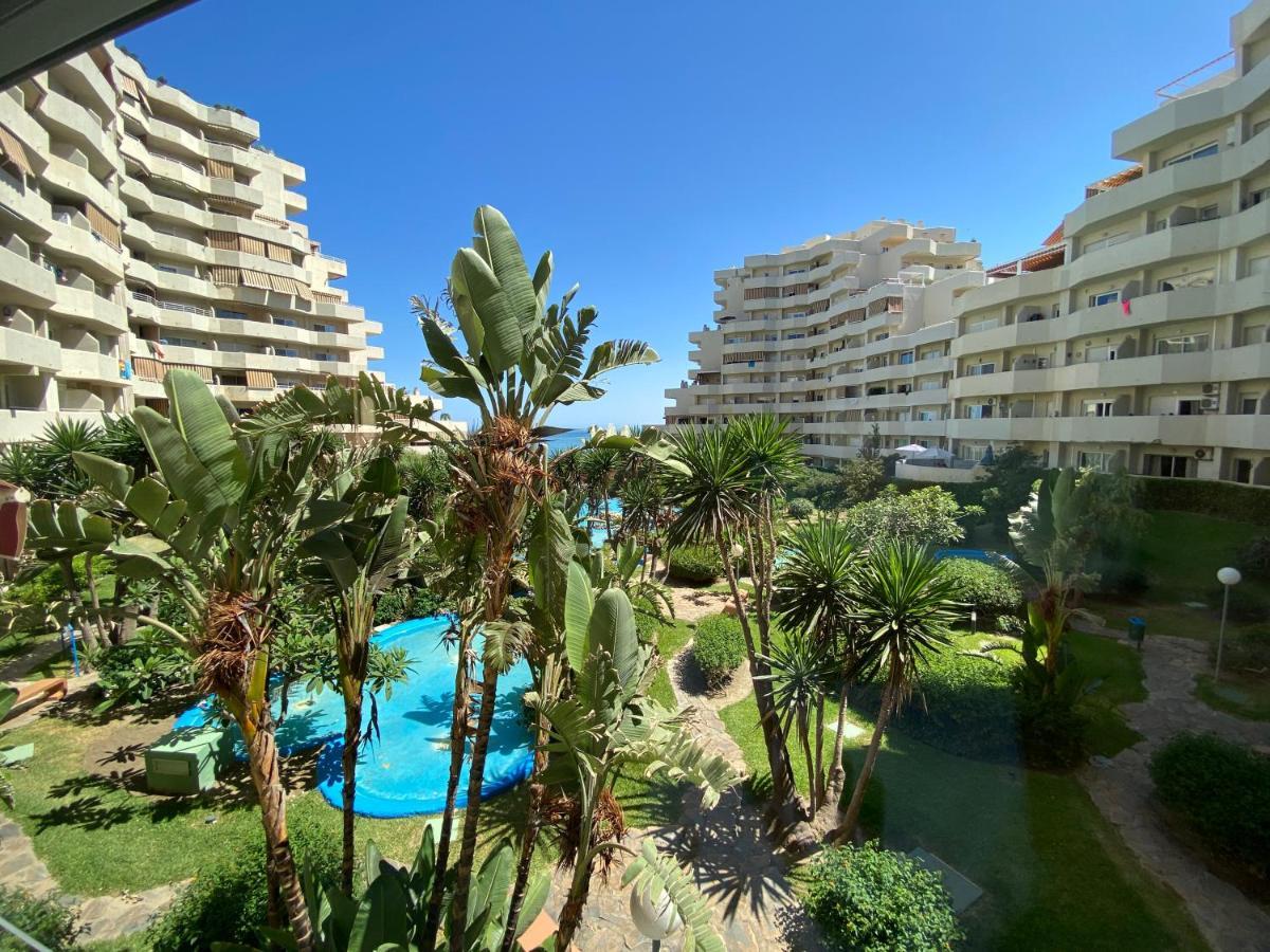 Modern Sea View Studio In Benal Beach Benalmádena Exterior foto